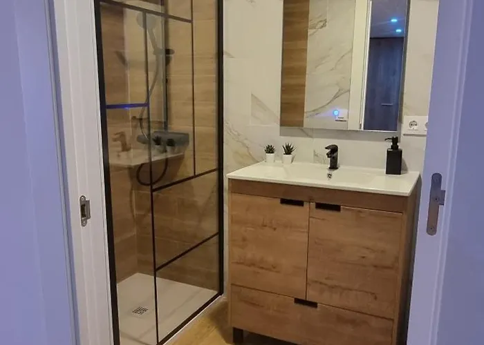 Casas Buenavista * 科尼尔-德拉弗龙特拉